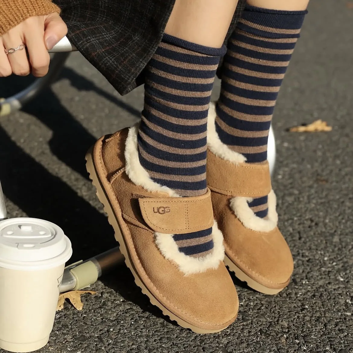 Тренд на Mary Jane не собирается уходить - и теперь свою версию показали UGG