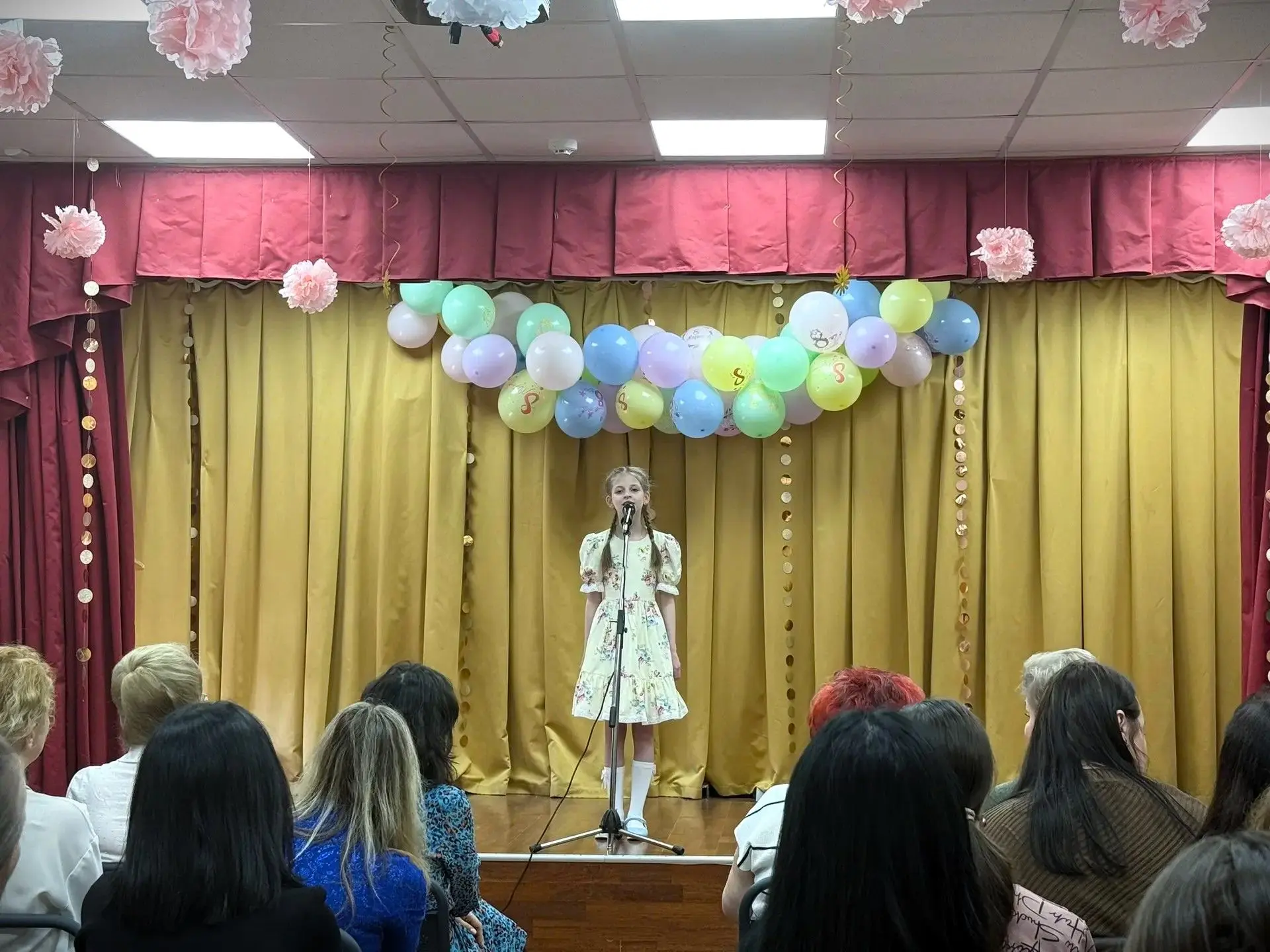 Праздничный концерт в пос. Александровская 🌸🎉  На учебной площадке посёлка Александровская прошёл тё