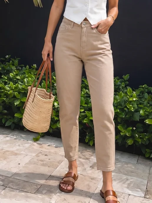 👖 Джинсы бананы мом высокая посадка mom

💰 1 660 ₽

🏷 Бренд: Feimailis
⭐⭐⭐⭐ 4.8  •  💬 177,735 от