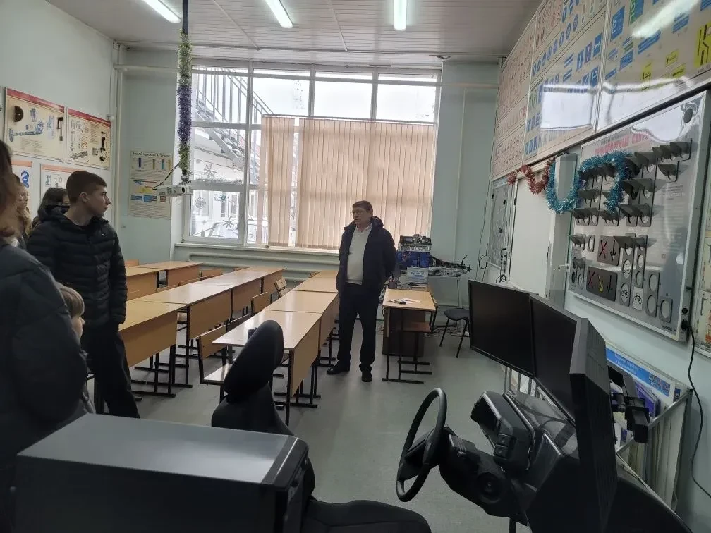 4 марта обучающиеся 9-х классов МБОУ СОШ 5 приняли участие в профессиональных пробах в рамках проект