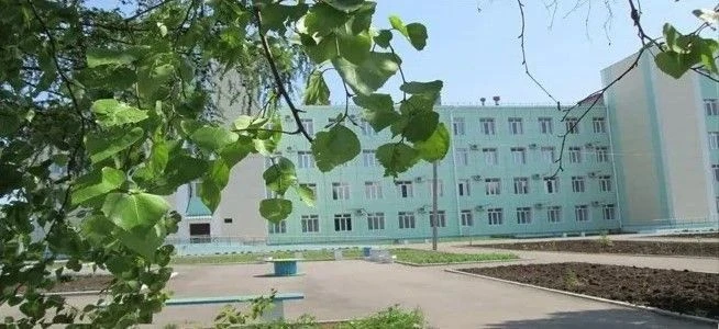 ерный зал, в котором ребята могут заниматься на различных тренажерах в свободное время.