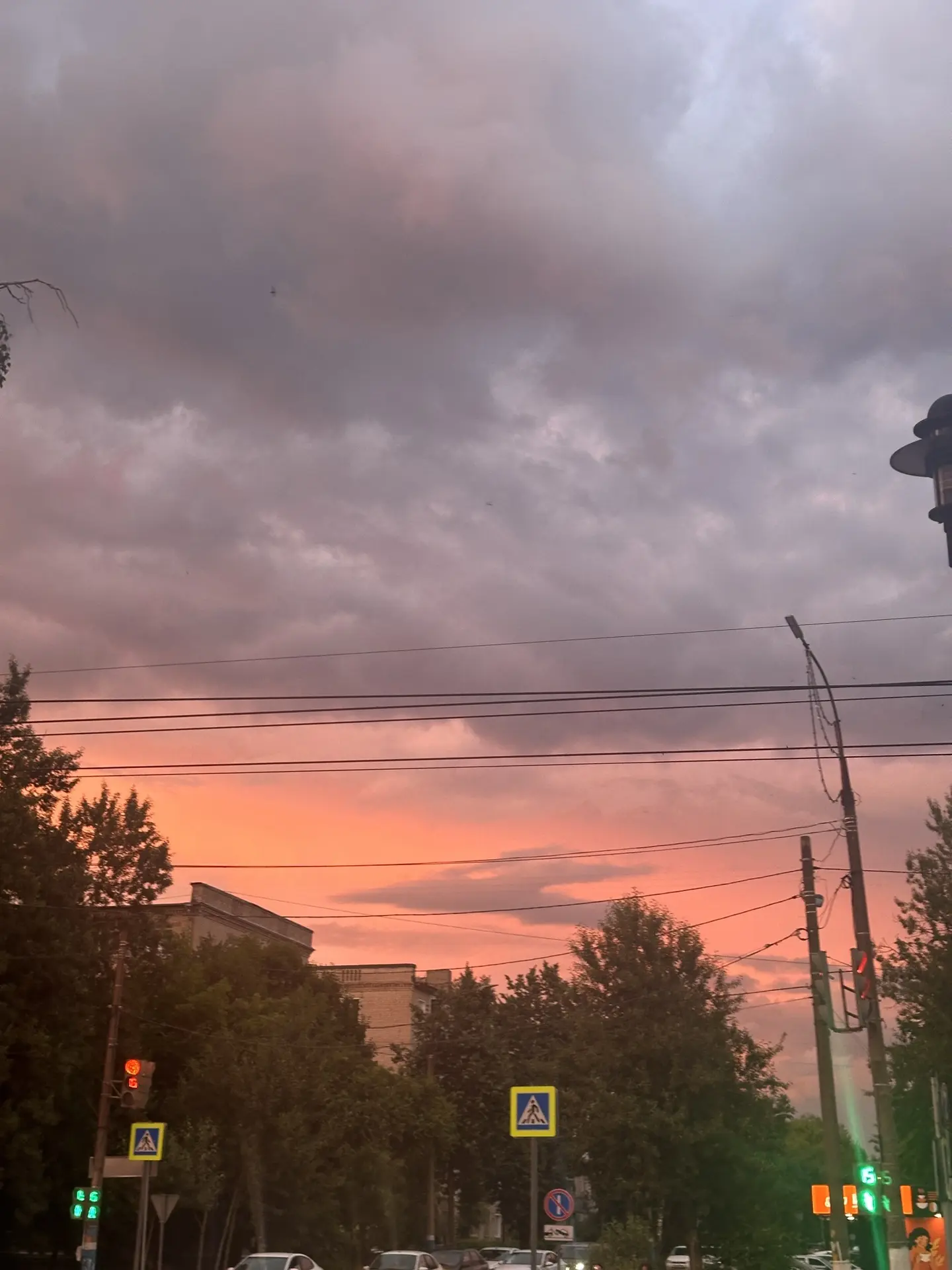 🔥 Для тех, кто пропустил  сегодняшний невероятный закат в Арзамасе ❤️
