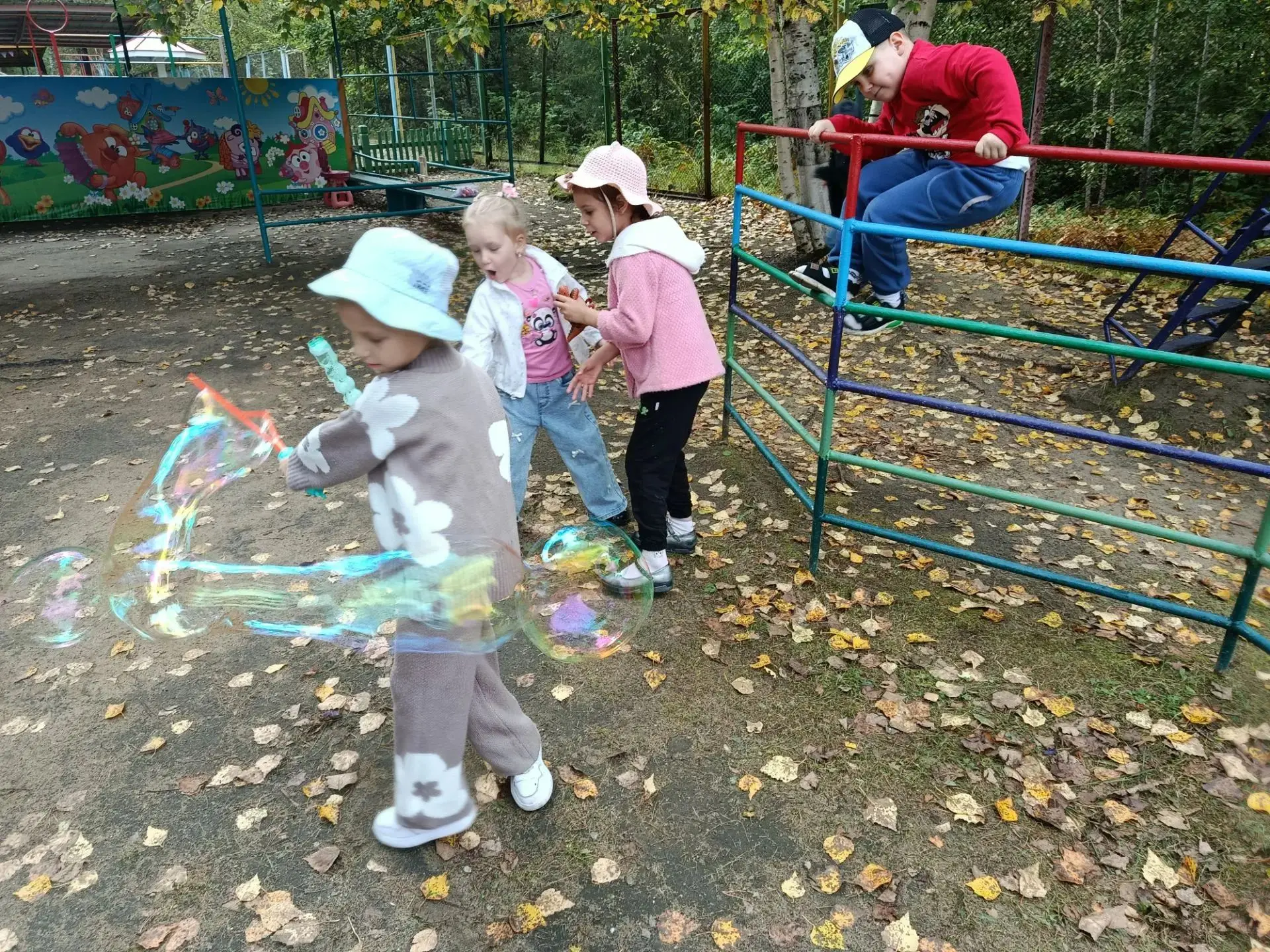 Мыльные пузыри - это здорово.