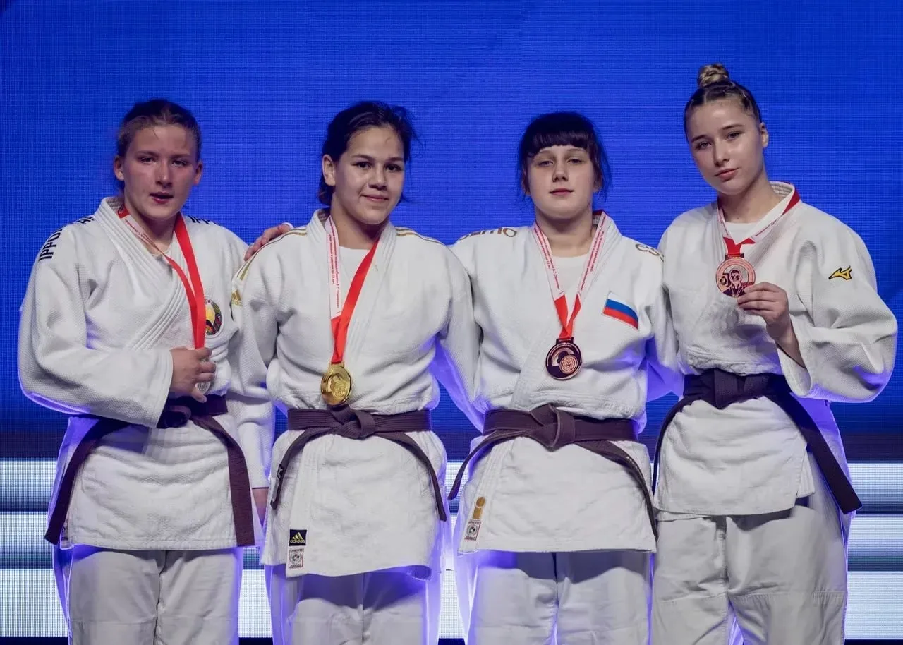 🥳 Тюменская дзюдоистка взяла бронзу на международных соревнованиях в Хабаровске!   Состязания, посвя