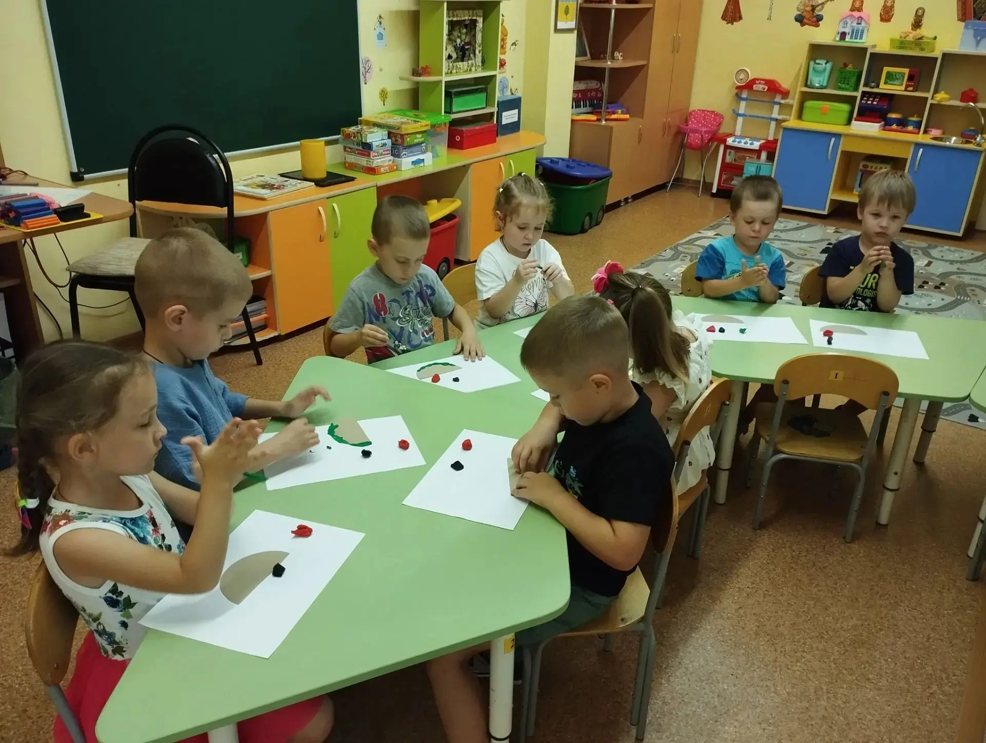 Арбуз - любимая ягода, символ лета. Одна из самых больших ягод в мире, которая растёт почти в каждом