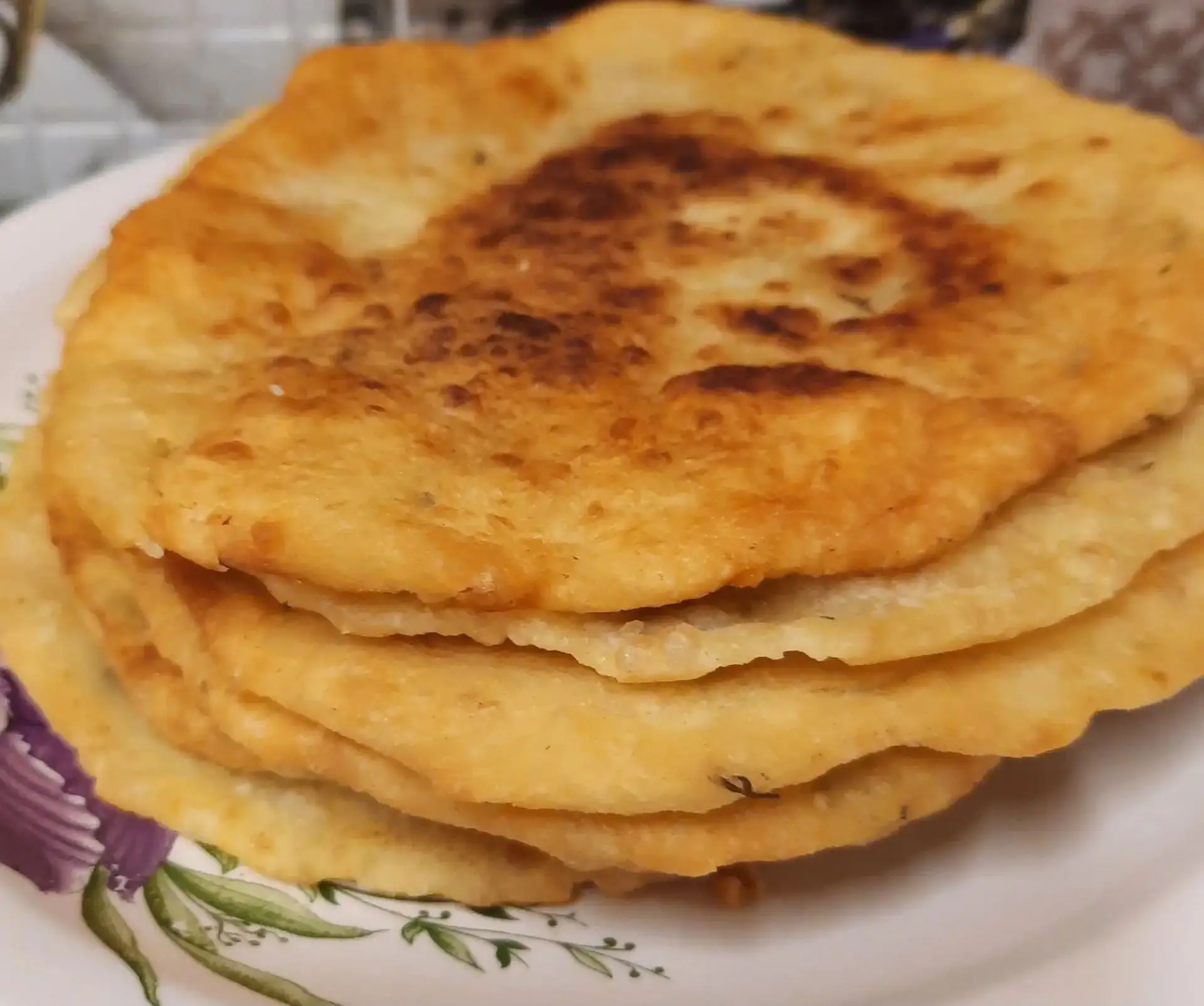 Лепешка домашняя с зеленью