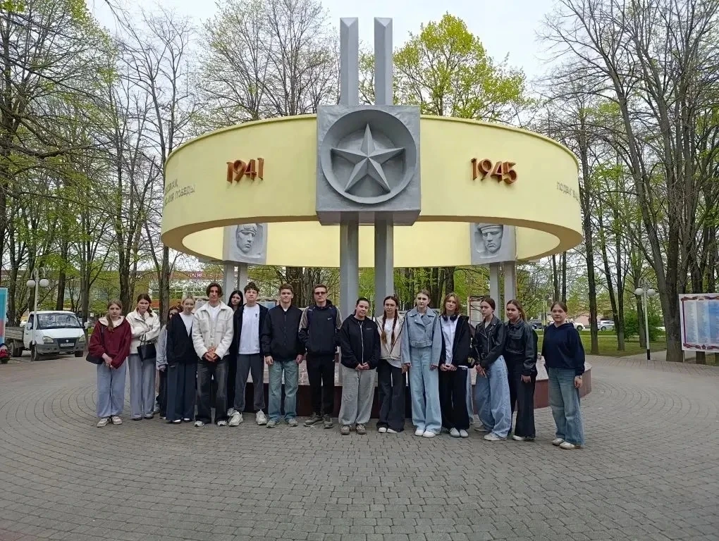 🎓В рамках единого дня открытых дверей обучающихся МБОУ СОШ №12 и МАОУ СОШ  №8 посетили мероприятие в
