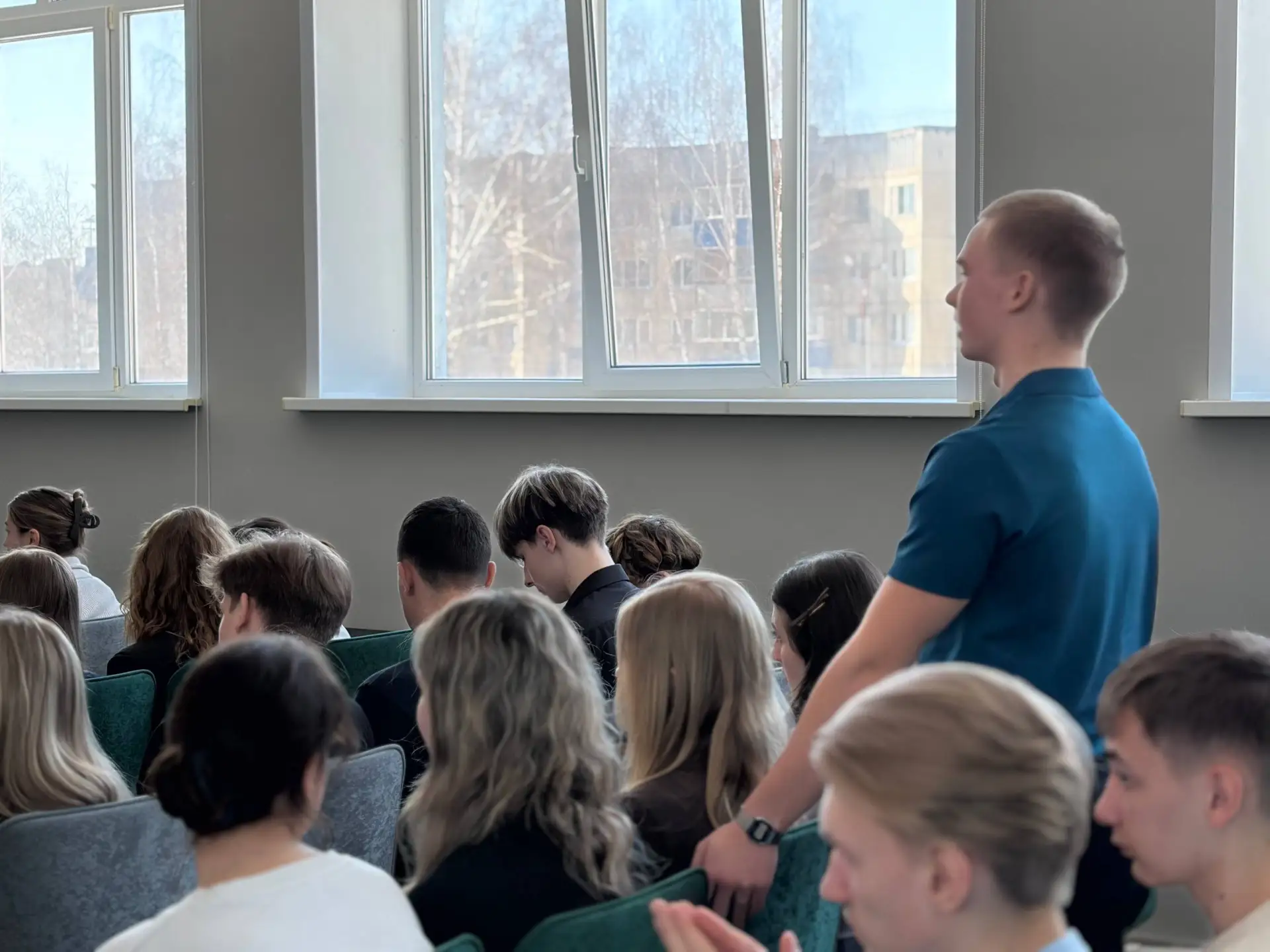 Профориентационная встреча: что нужно знать о профессии прокурора?  Сегодня в стенах Шестого прошла 