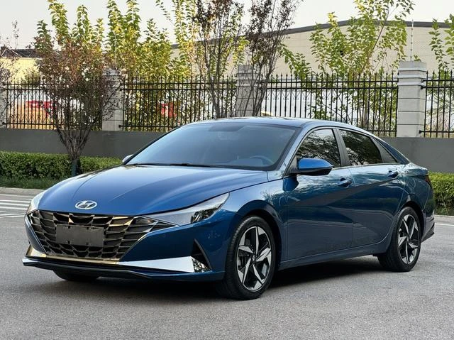 🚘Hyundai Elantra Premium
