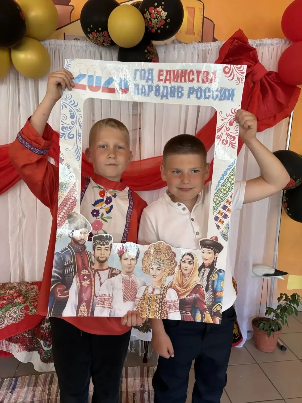 🇷🇺 «В дружбе народов — сила России» 🇷🇺 Сегодня, во второй день Русской недели, учащиеся 4 «В» класса