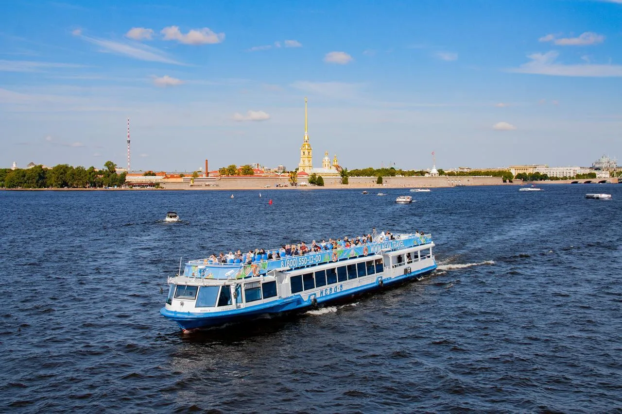 🛥 Летняя навигация завершается в Петербурге. Какие пристани закроются в октябре?