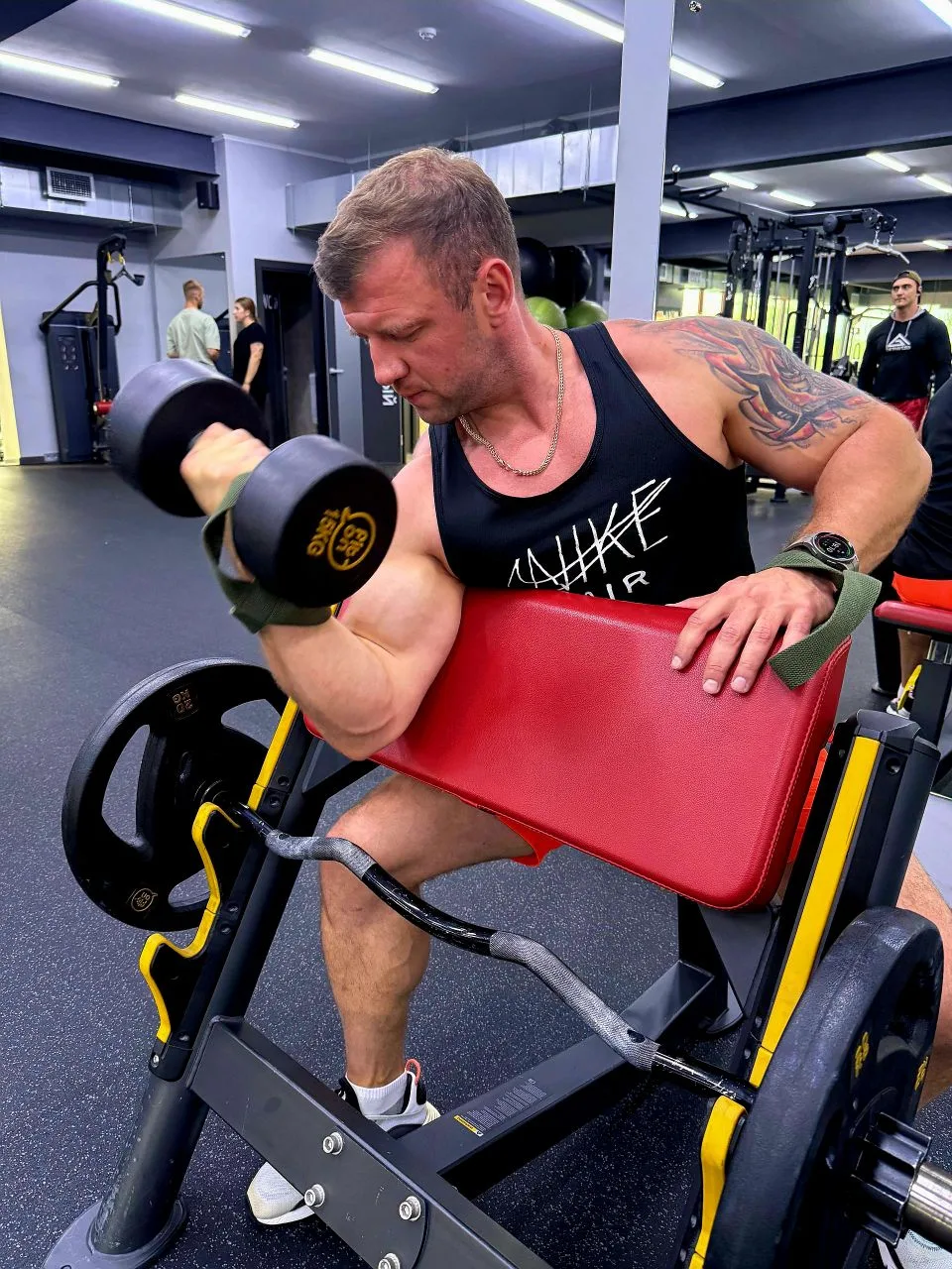 Че по банкам пацаны? Подкачались к лету?) #наспорте #батя #закадром