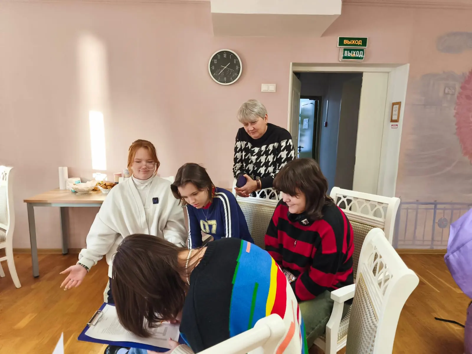 12 декабря команда нашей школы приняла участие в рамках подготовки к городскому конкурсу медиаторов-