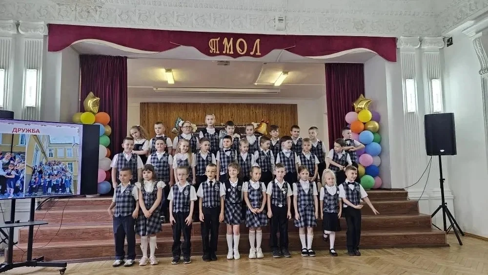 Первый класс — позади! 🎓🌟

Эмоции все еще переполняют! Друзья! Не можем не поделиться с вами интер