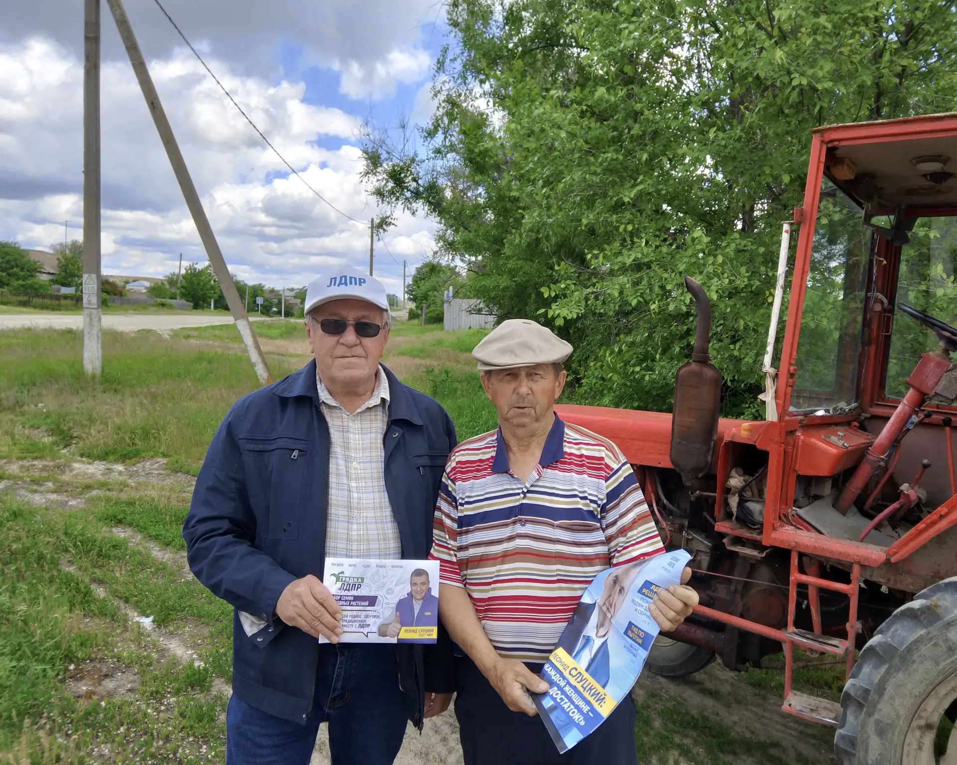 💙 ЛДПР всегда рядом с людьми

По всей Саратовской области активисты и представители ЛДПР выходят на