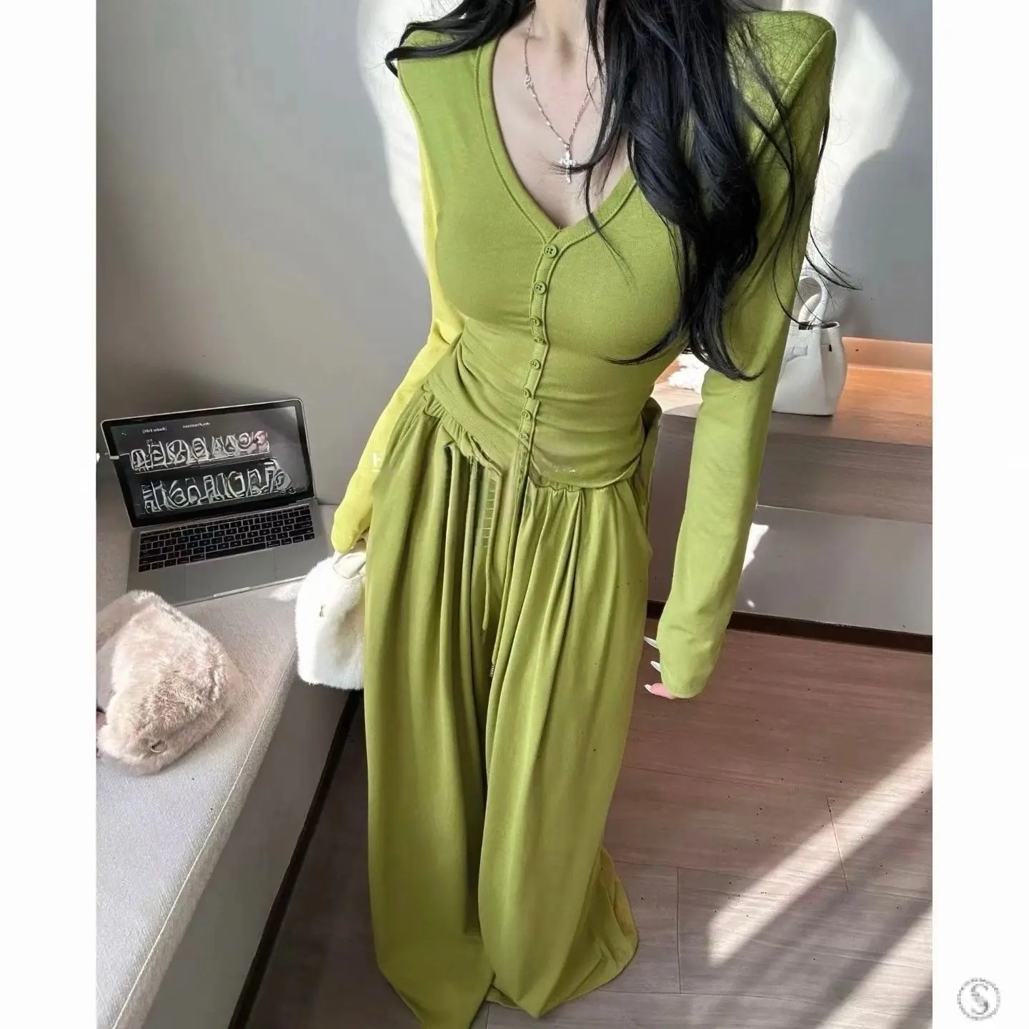https://vk.com/photo-184814919_493115157