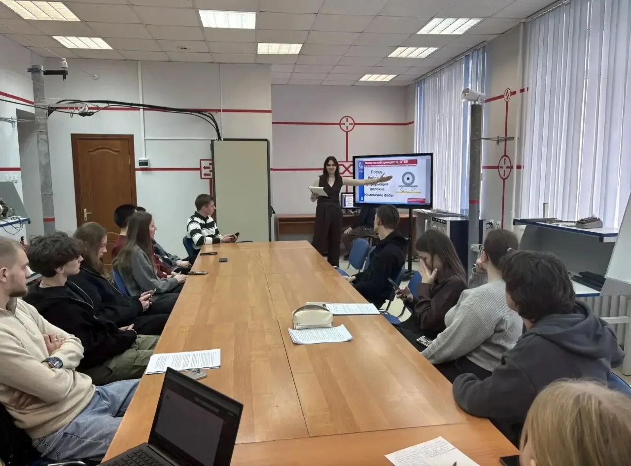 🎓 В рамках форума «Дни студенческой науки» на кафедре «Автоматика, телемеханика и связь на железнодо