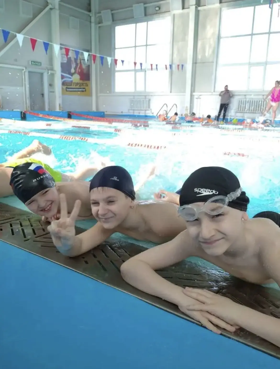 🏊🏻‍♀️Второклассники школы №38 принимают участие в реализации проекта "Плавание для всех". ✅Весь год 