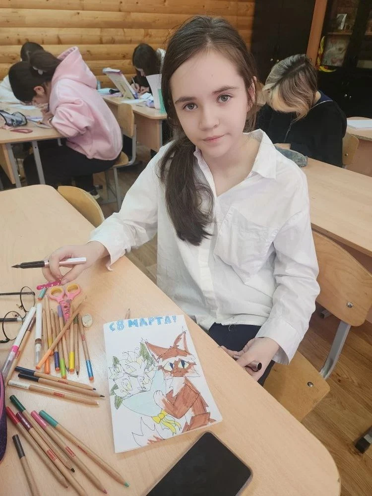 "Милые леди, прекрасные дамы! Бабушки, дочки, сестрички и мамы! Все вы красавицы, все вы богини, Все
