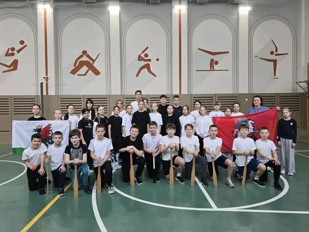 🏏 Учитель физической культуры школы № 1498 Алсу Фаритовна Шарипова приняла участие в спортивных мер