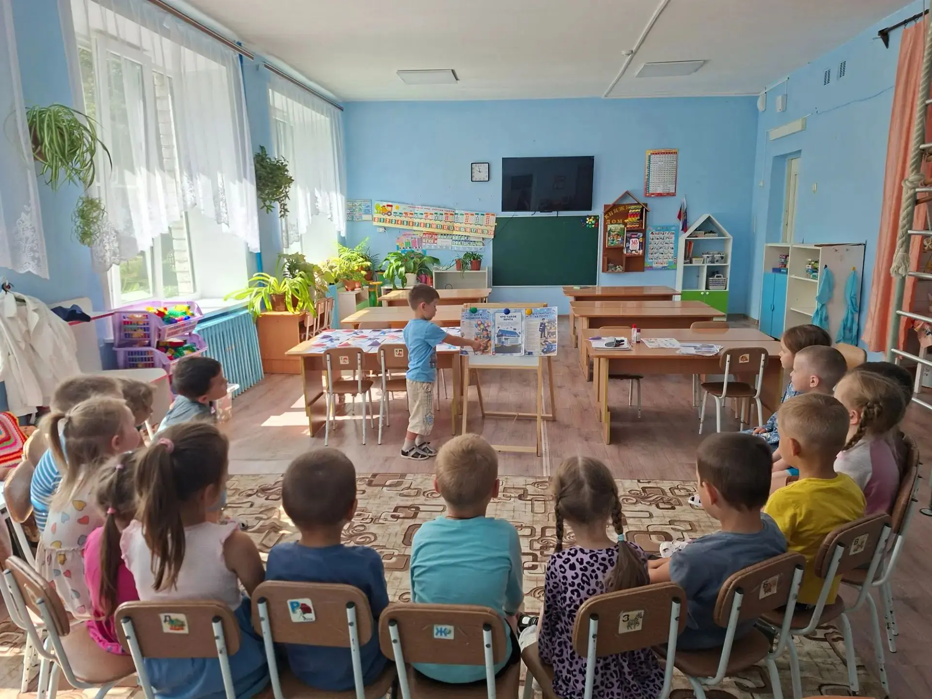 Ежегодно, во второе воскресенье июля в России отмечается День Российской почты. Мы с ребятами тоже н