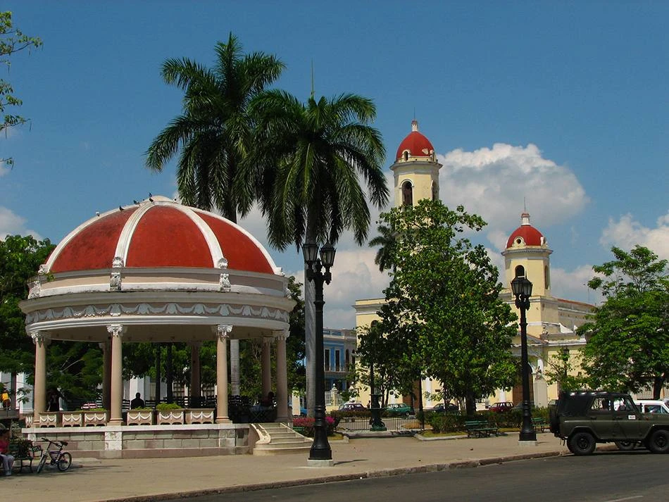 Perla del Sur — Жемчужина Юга 🌅🏛️