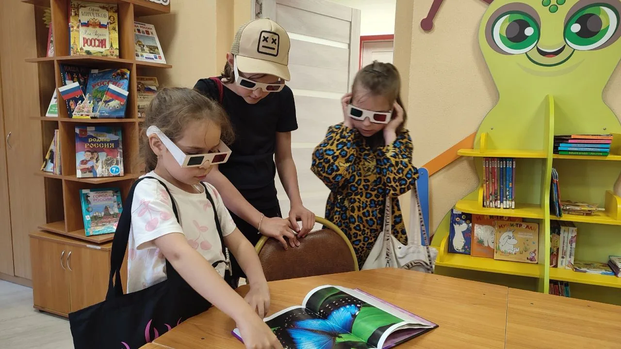 Детская районная библиотека🏫📚

🎥 Юные блогеры в деле!

В нашей библиотеке прошло необычное меропр