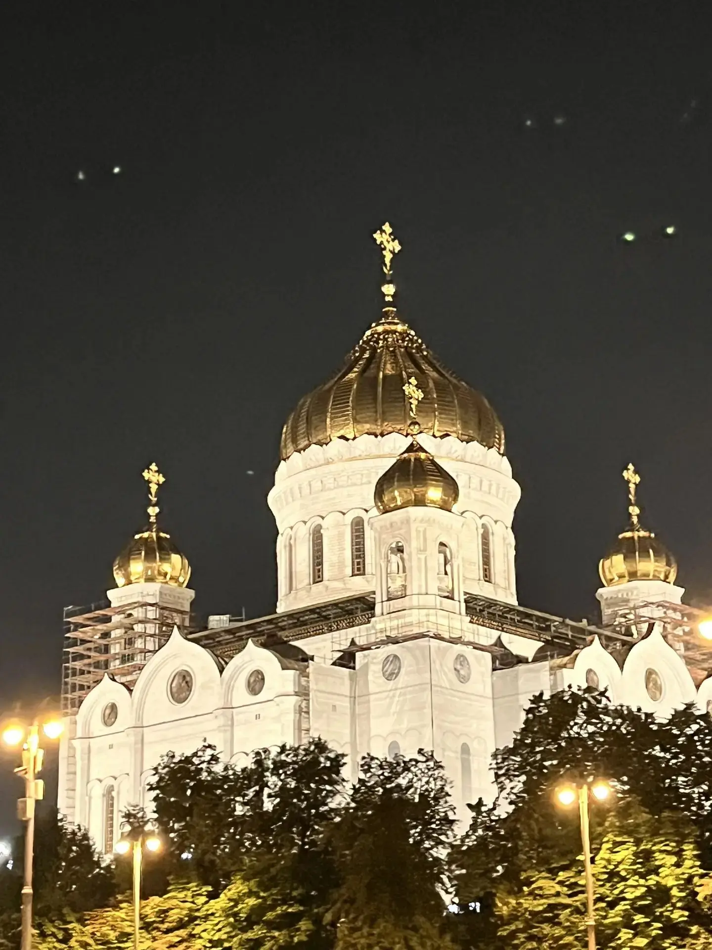 🗺 Экскурсия от Амины: моё путешествие по Москве! 🏙

Привет, друзья! Меня зовут Амина, я учусь в 3 