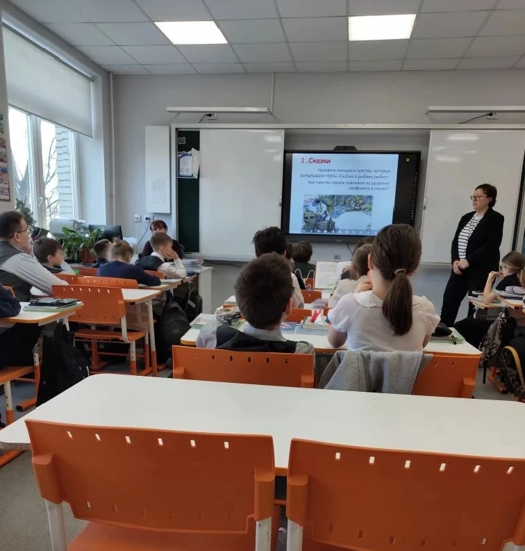 Учимся договариваться: 3 «Б» класс осваивает искусство медиации 🤗  Сегодня для учеников 3 «Б» класса