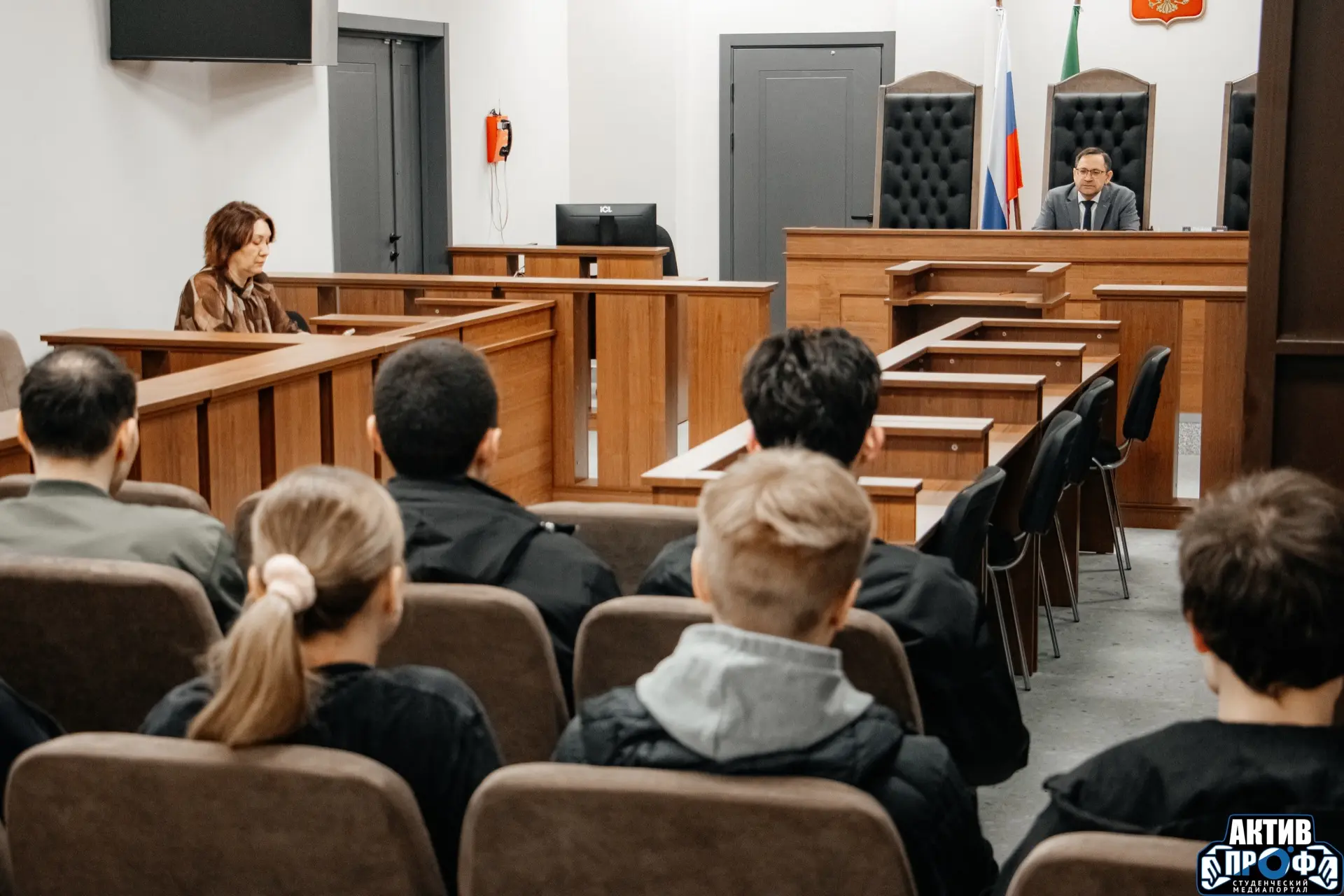 ⚖️ Погружение в профессию  Как понять, что ждёт будущего юриста за дверями с табличкой «Судья»? Лучш