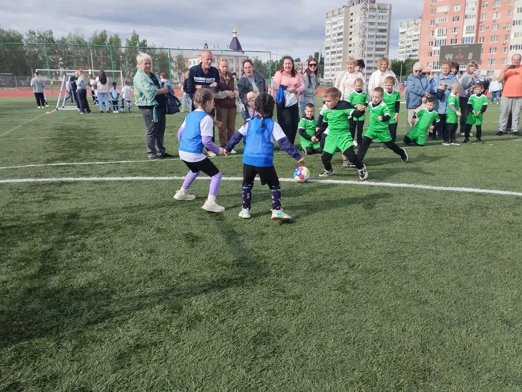 ⚽ Наши старшие ребята из подготовительной к школе группы "Дружная семейка 👨‍👩‍👧‍👦" ...