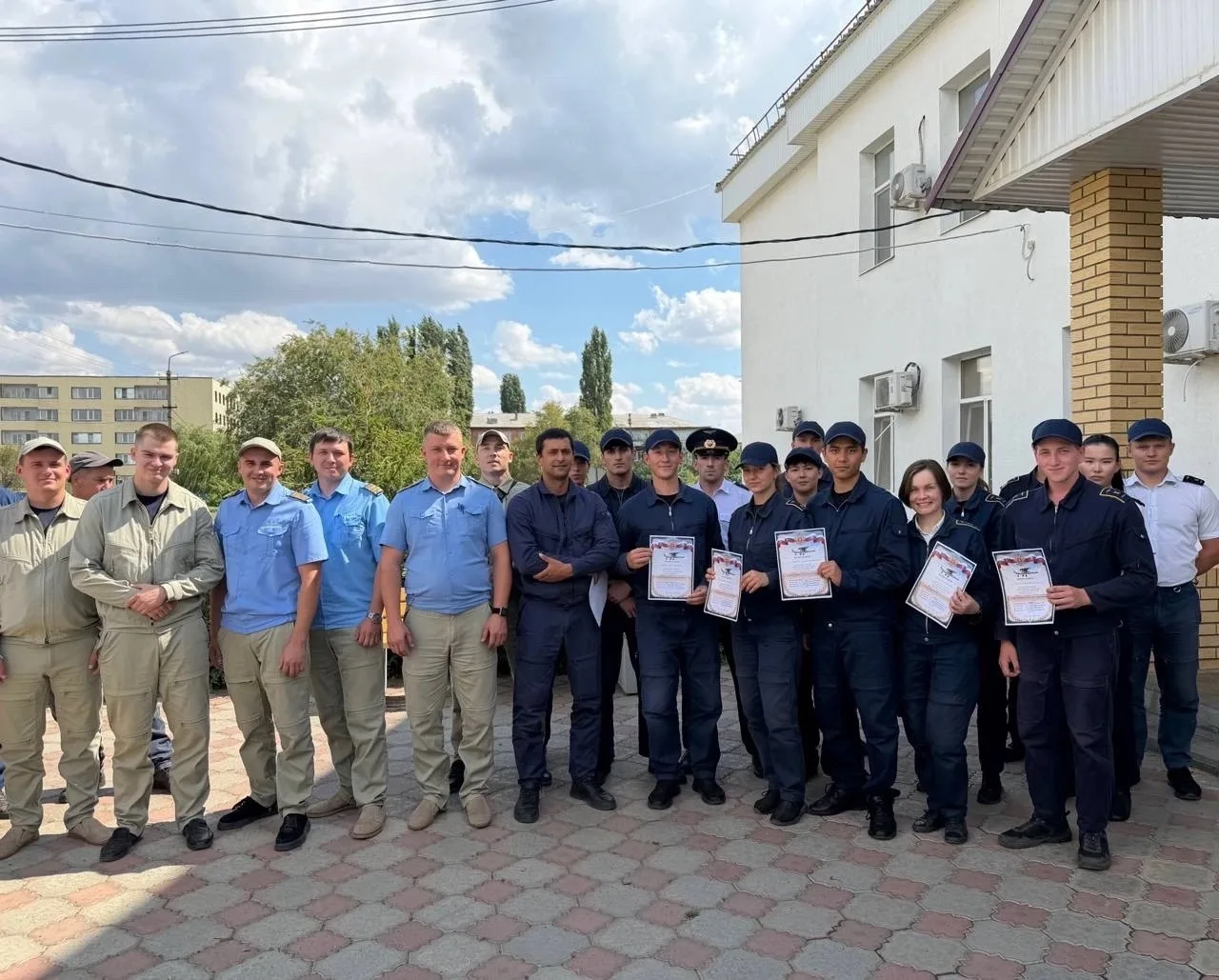 ✈️ Курсанты ККЛУГА получили грамоты в честь первого самостоятельного полёта!

👨‍✈️ Во второй авиаци