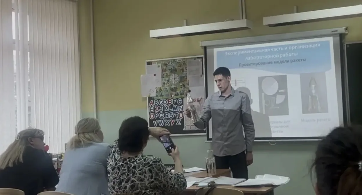 Поздравляем Скрябина Сергея, ученика 10 класса, ставший призёром в муниципальном конкурсе проектных 