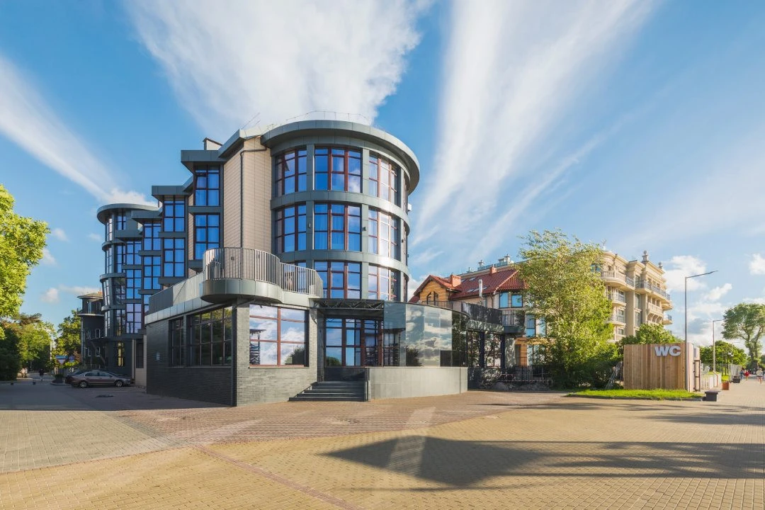 Калининград
из Тюмени на Балтийское море😍
перелет прямой с багажом 

🏠 **КАНДИНСКИЙ 4⭐️**
✈️ Тюмен