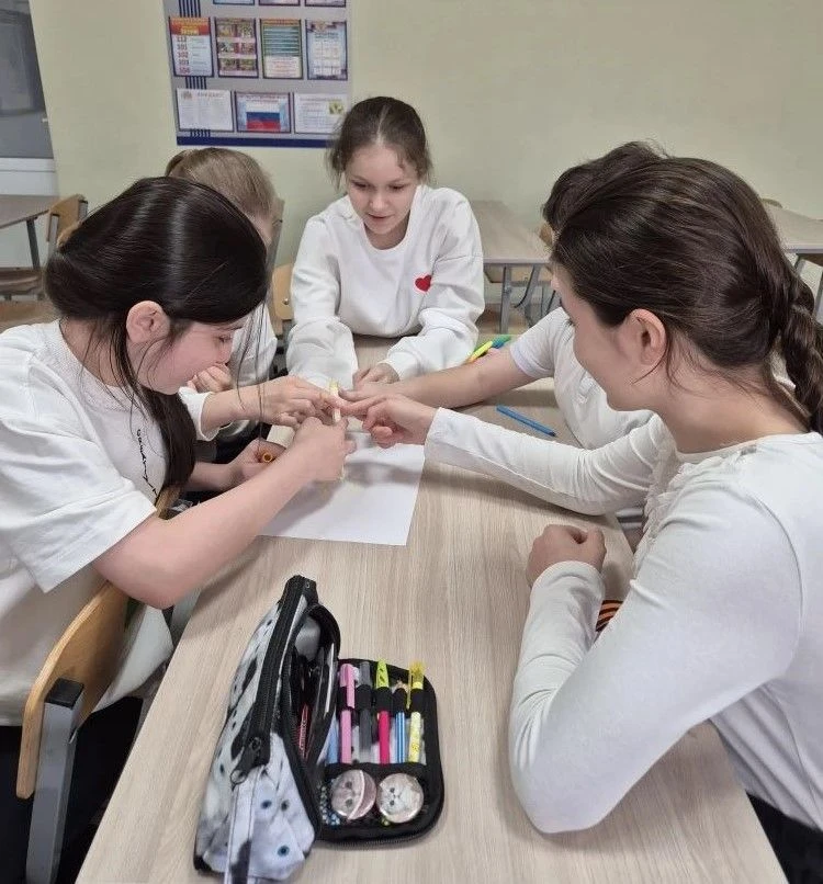 В рамках Недели психологии🧠 для учеников 5 «В» класса❤️ 22 апреля было организовано тренинговое заня