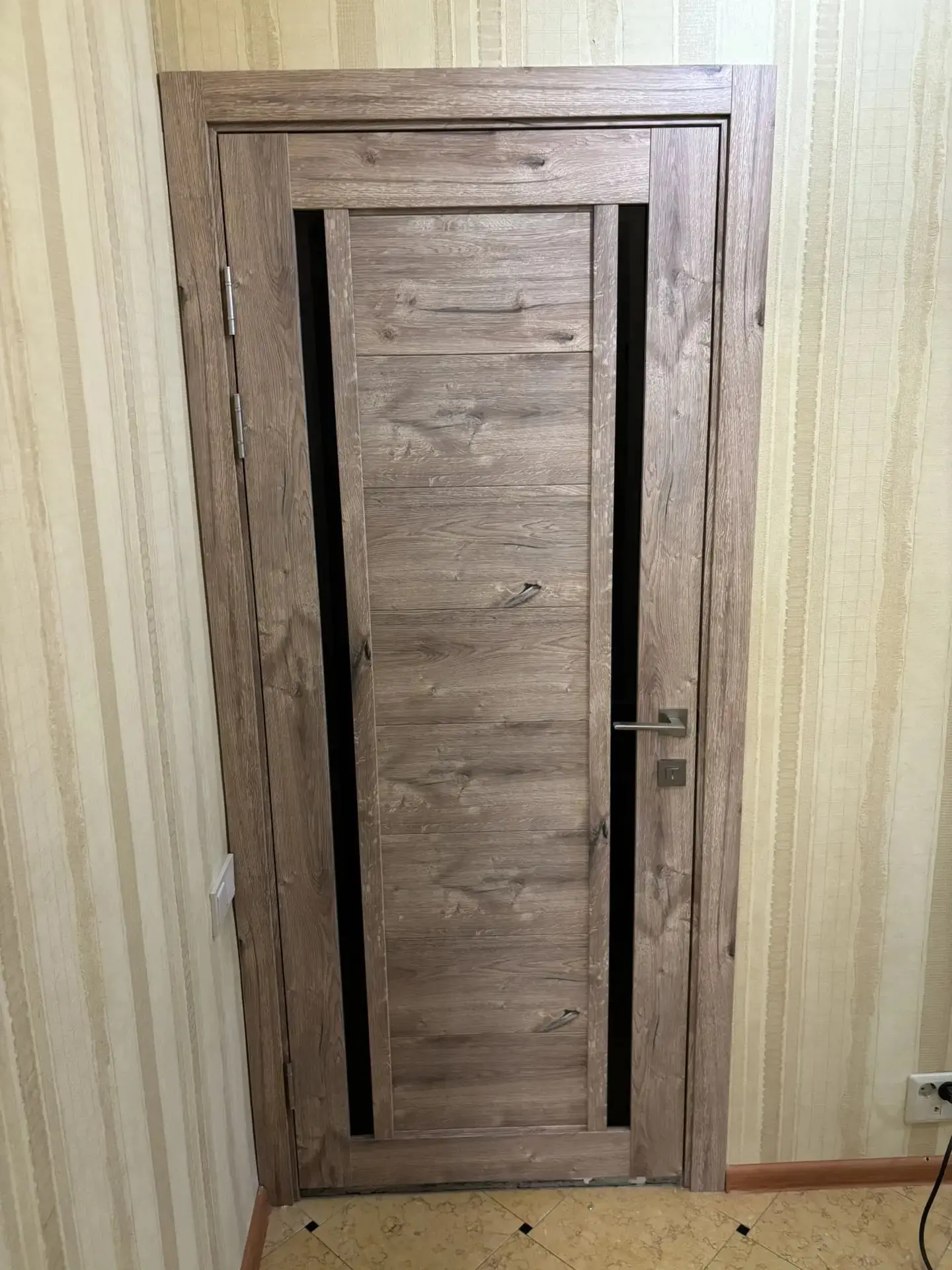 Межкомнатные двери с установкой и гарантией качества.