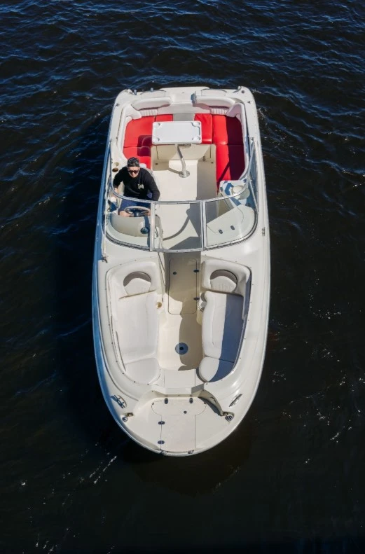 Сэра
👴 до 10 человек
⚓️ Фонтанка
🚾 Туалет➕
💳 от 9 000 час

https://78kater.ru/katera/sera

ЗАКАЗА