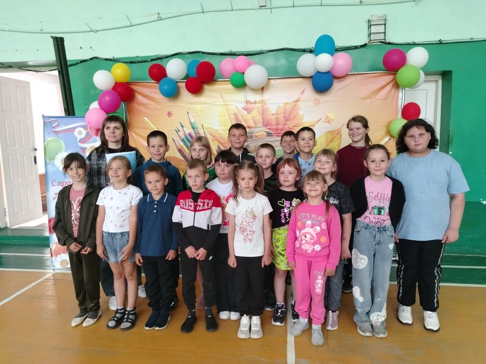 🌈 Лето началось! В нашей школе открылся лагерь дневного пребывания ☀️