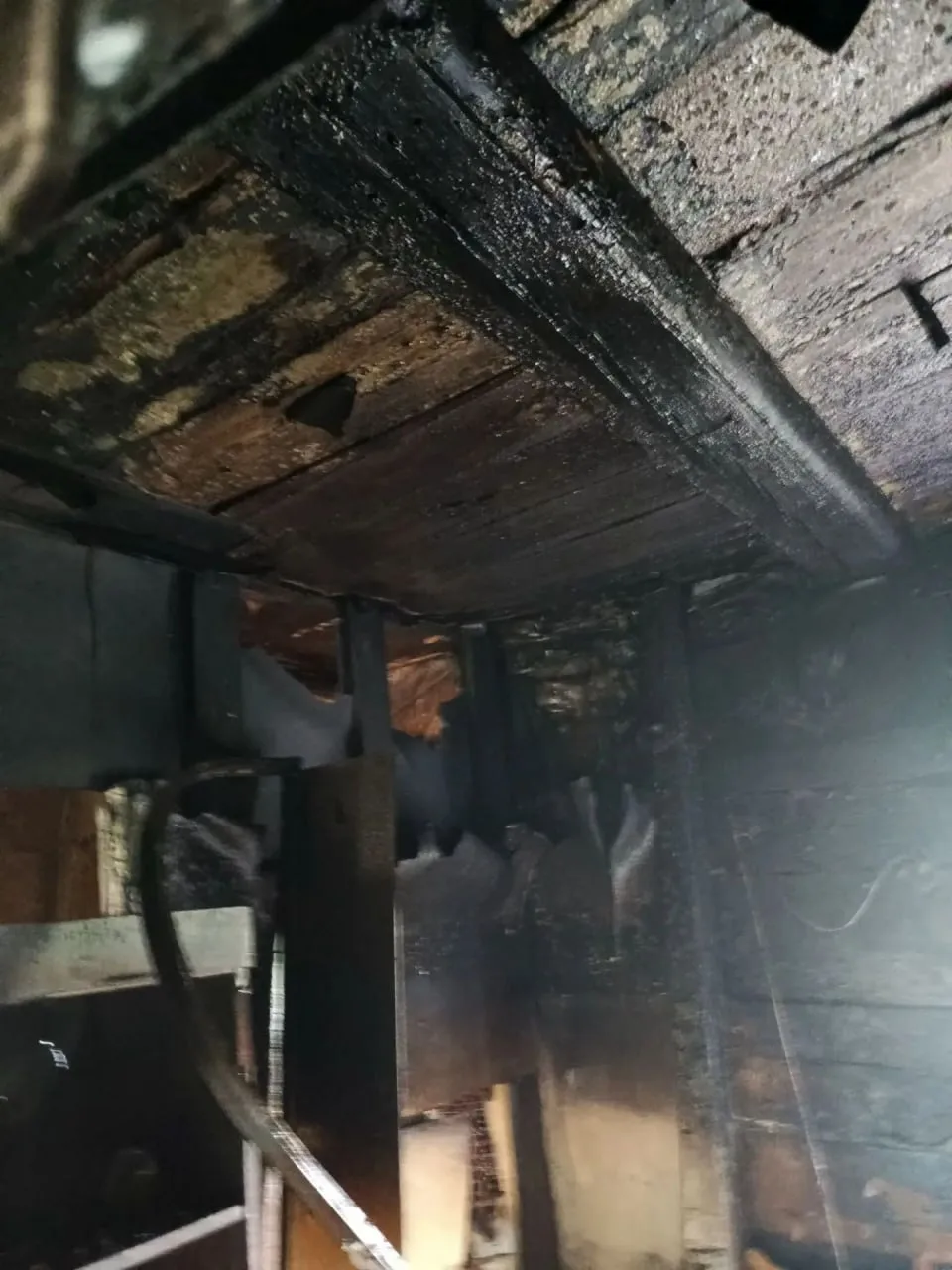 В селе Усинское Сызранского района 1 октября при пожаре в частном доме уцелела икона Бо...