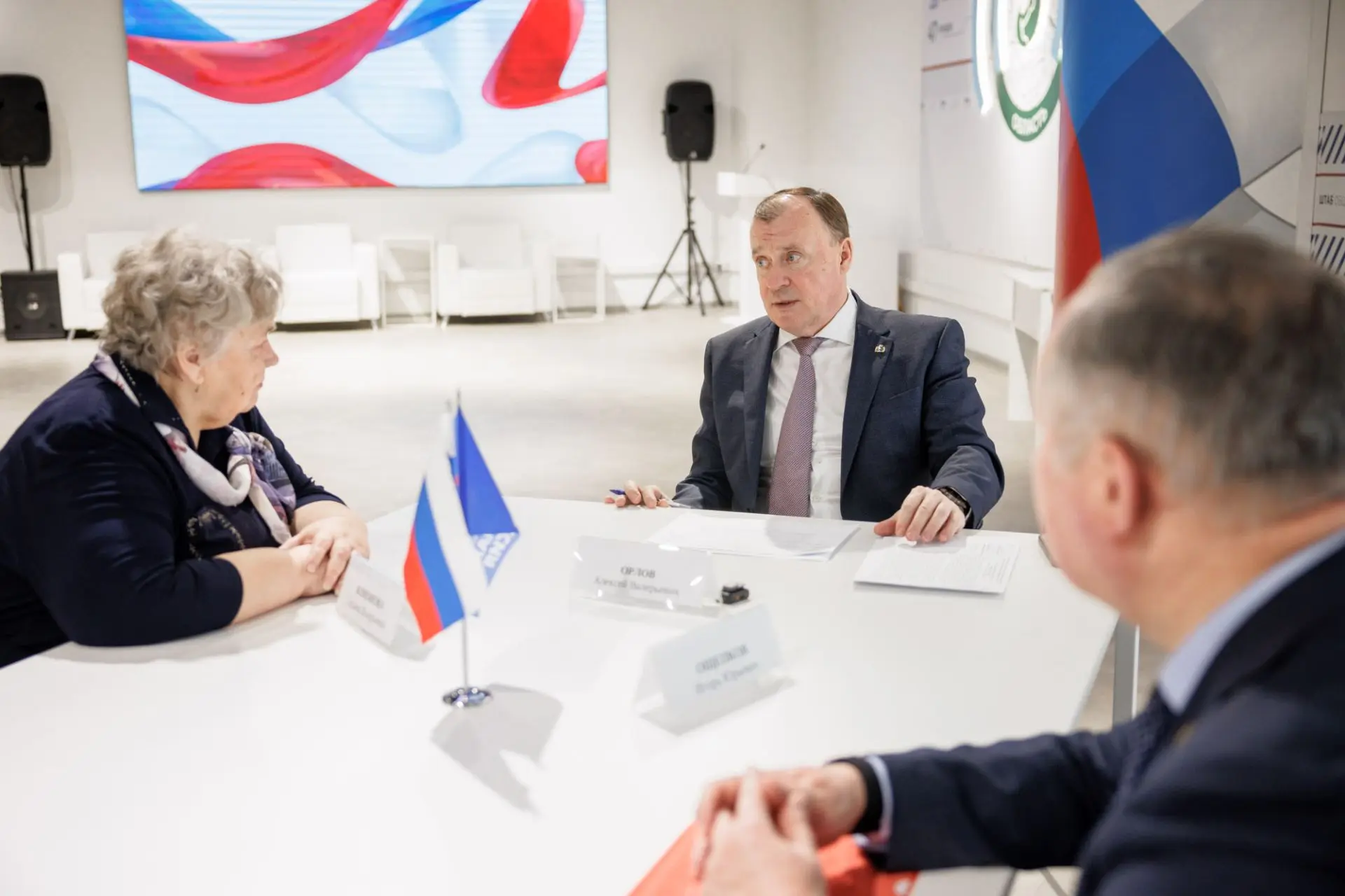 В штабе общественной поддержки партии «Единая Россия» провёл очередной приём граждан, по итогам кото