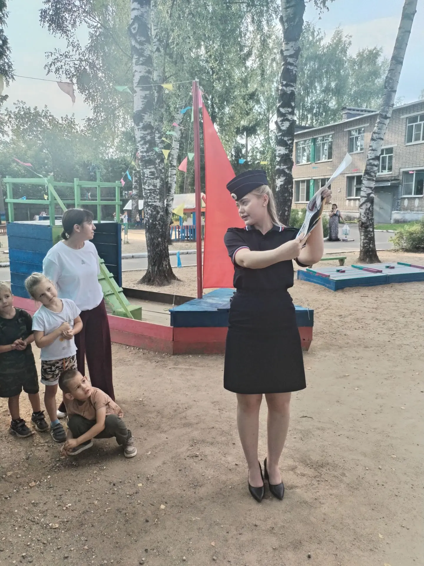 💥👭🚦 6 августа Инспектор по пропаганде безопасного дорожного движения отдела Госавтои...