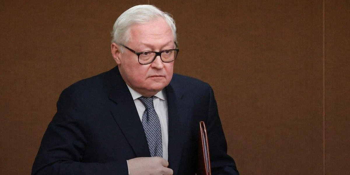 ⚡️Российская сторона не отмечает изменений в подходе администрации США к украинским воп...