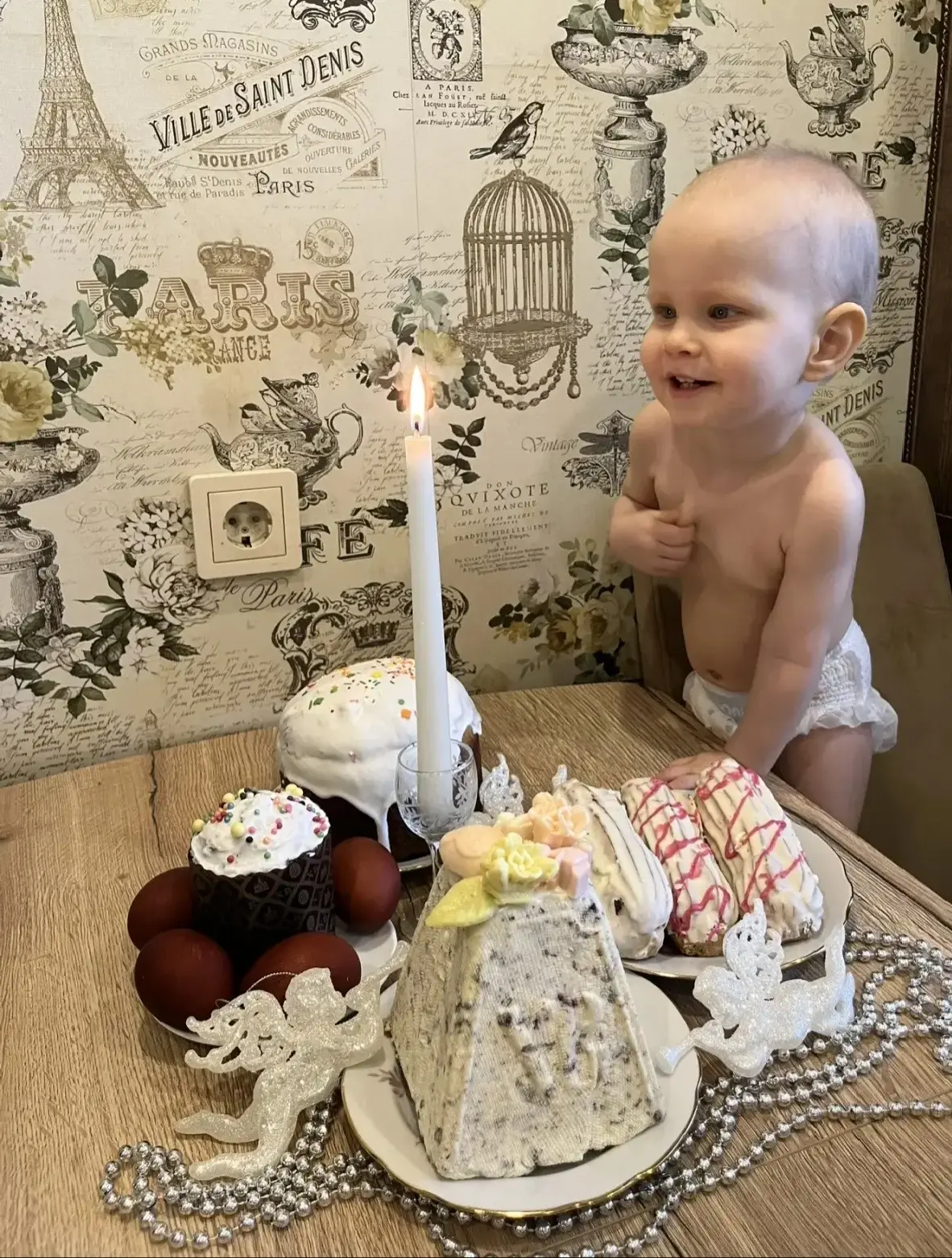 Сегодня - Светлое Христово Воскресение🙏
С утра наши семьи делятся фотографиями праздничного стола, 