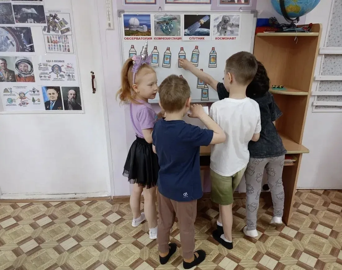💢 Космическая неделя  🔹 В дошкольных зданиях №5 и №8 завершилась Неделя космонавтики, приуроченная к