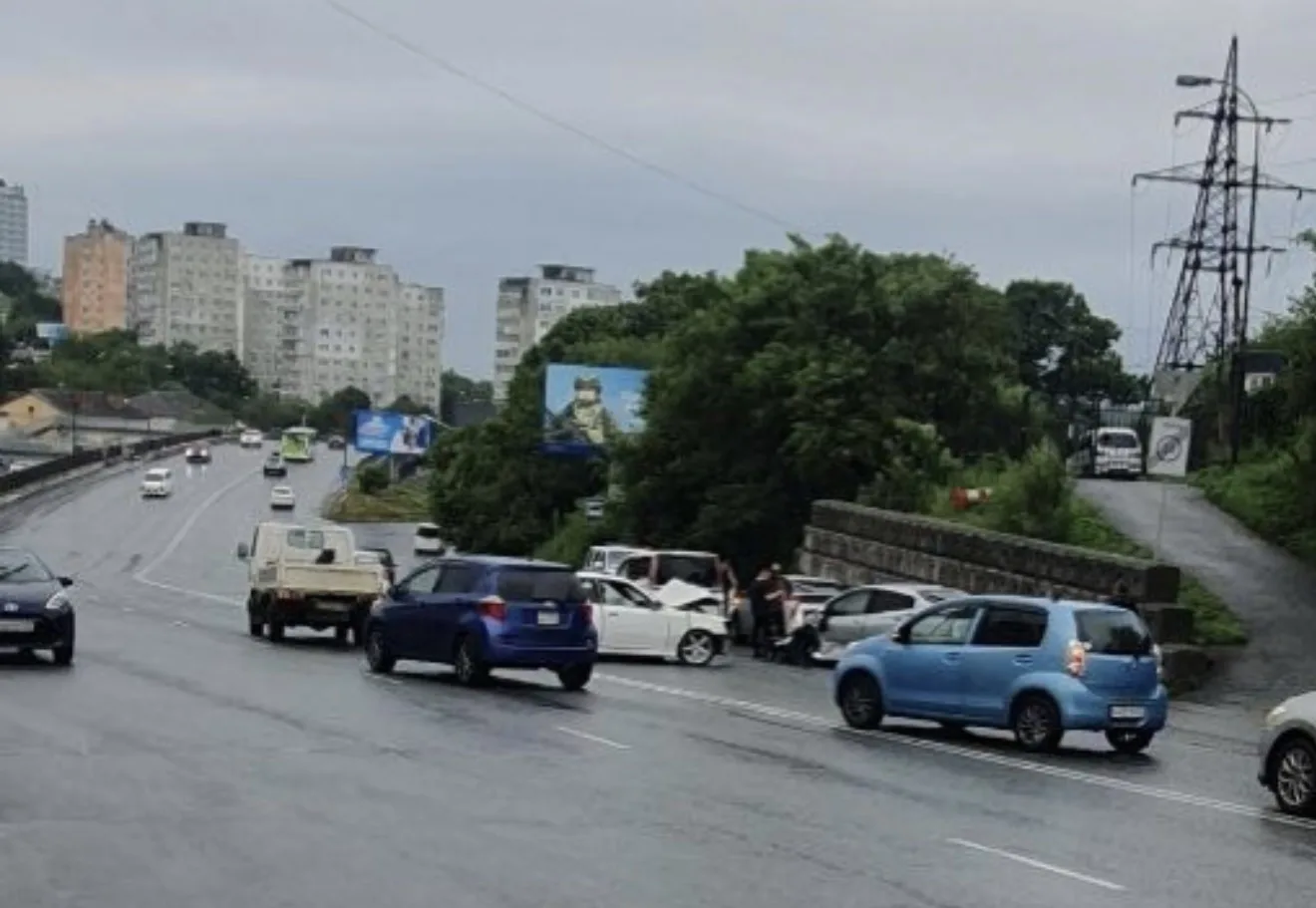 На Юмашева ближе к Баляева жесткое ДТП

Вступить в канал 71/64 микрорайонов и соседей. Для вступлени