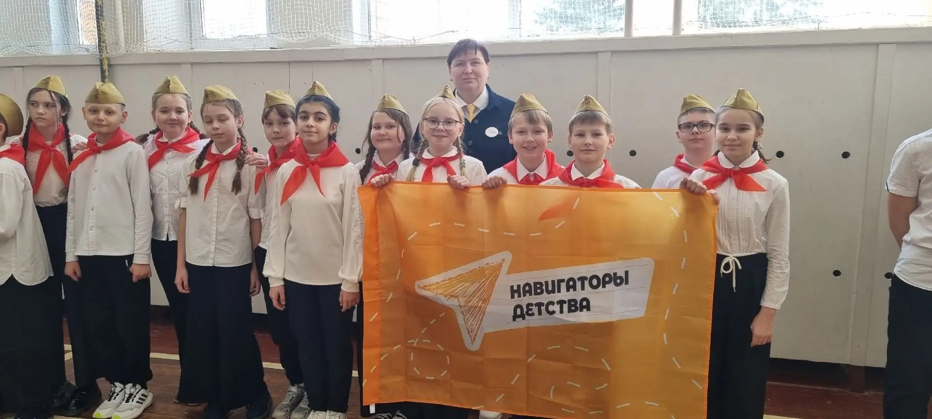 Один день из жизни нашего советника директора по воспитанию: вместе создаём историю!  Всем привет!  