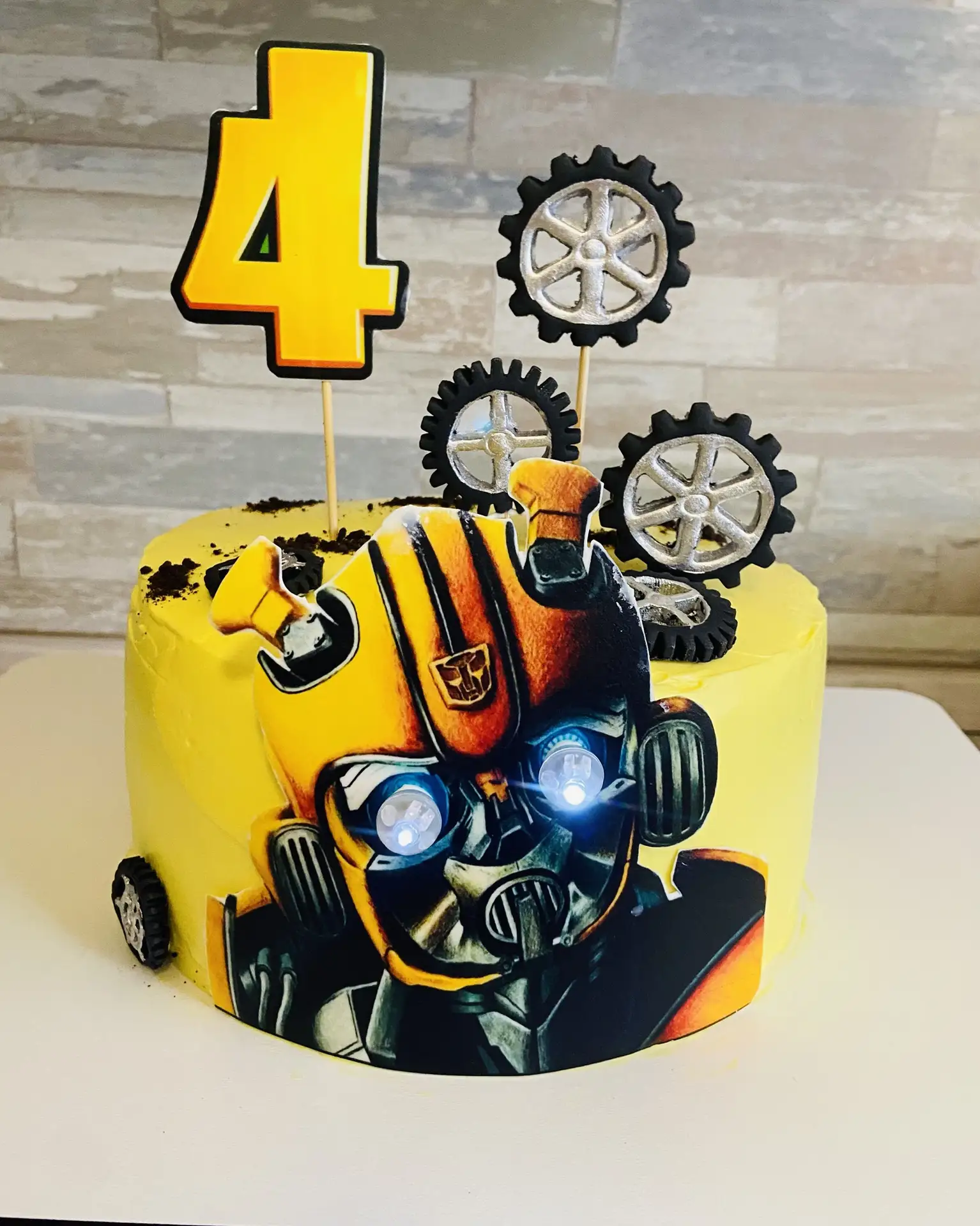Тортик «Бамблби» для Давидушки — 4 года 🎂