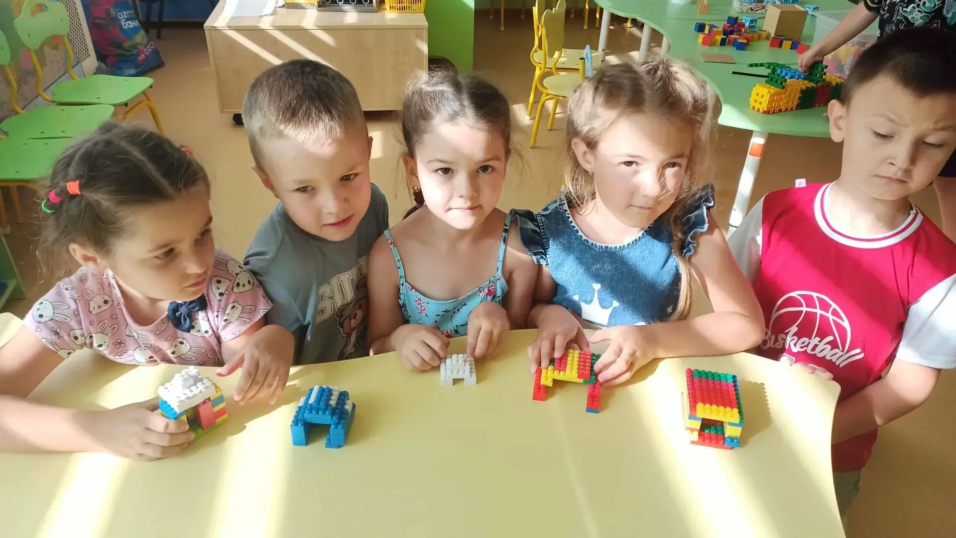 🎉 День открытий: знакомимся с жизнью эскимосов! 🎉

Сегодня у нас был невероятно насыщенный и позна