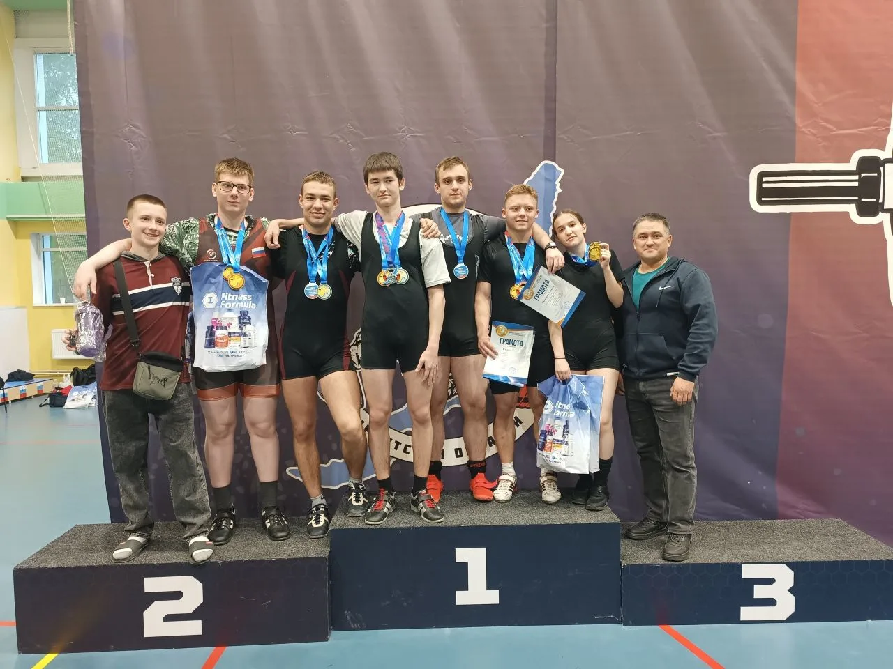 🏆🏋️‍♀️Первенство Иркутской области по пауэрлифтингу жим и жим классический прошли в г...