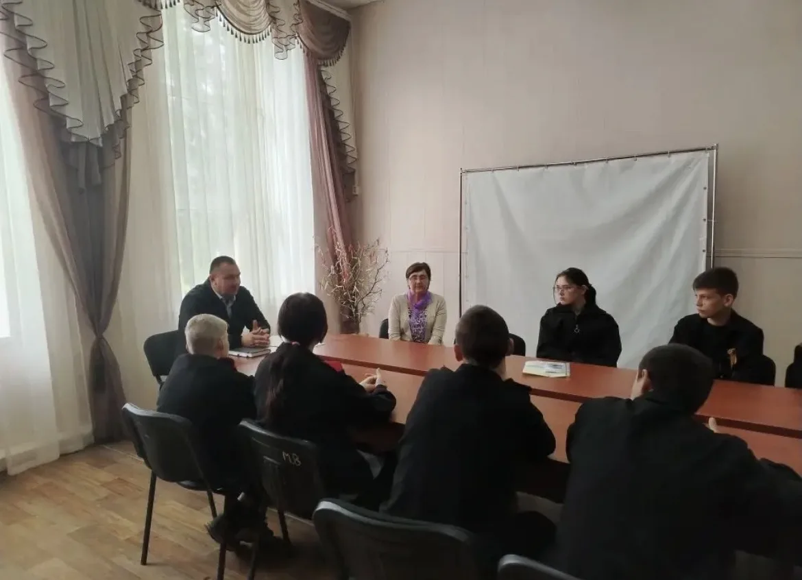 Круглый стол «Секреты успешного выбора профессии» прошёл в Успенском техникуме механиза...